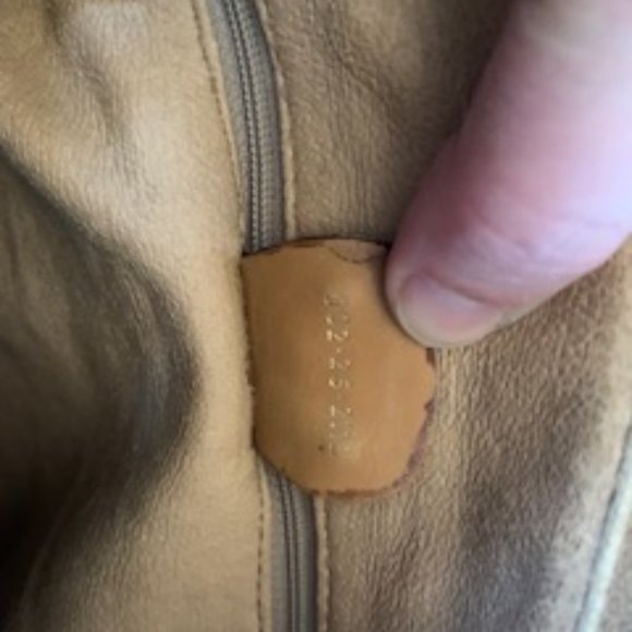 Gucci Vintage Cream and Tan Boston Bag - Picture 7 of 7